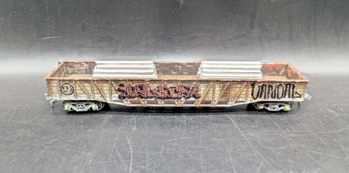 Gondola car graffiti e - -,