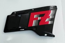 Pannello carena destra nero
