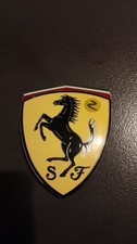 Scudetto parafango Ferrari