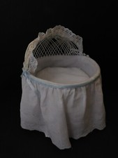 CULLA PER BAMBOLE IN VIMINI