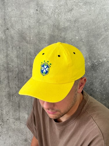 Cappello giallo calcio brasile - calcio,