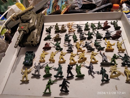 Lotto soldatini militari 32 - soldatini, 1/32