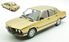 Modellino auto scala 1:18 Ixo
