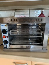 Tostiera  Professionale A Due Ripiani 6 Lampade Al Quarzo