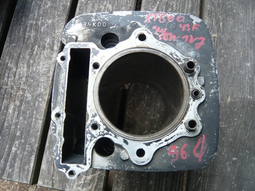 Yamaha 600 34l 55w 43f - 34l, 1vj