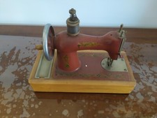 MACCHINA PER CUCIRE GIOCATTOLO