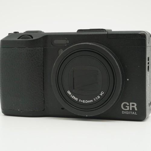 Fotocamera digitale compatta