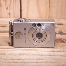 Canon Digital IXUS V2 Camera -
