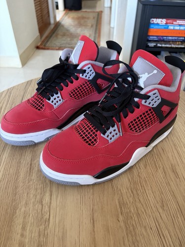 Air jordan retro - air,