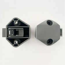 Maniglia porta armadio