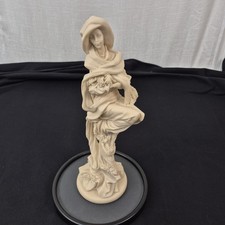 Statua statuina donna scultura