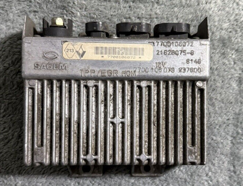 Calculateur moteur renault - moteur,