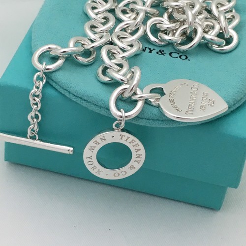 Collana please return to - return,