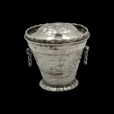 Piccola scatola cestino in