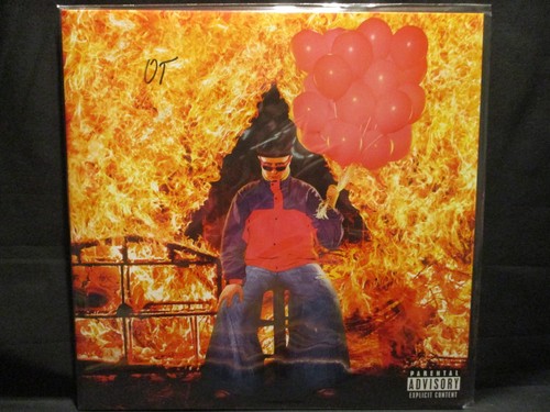 Signed autographed oliver tree - autographed,