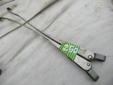 MERCEDES 250 (1970) - Coppia aste tergicristallo - Ricambio usato