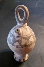 Antica caraffa vaso a figure