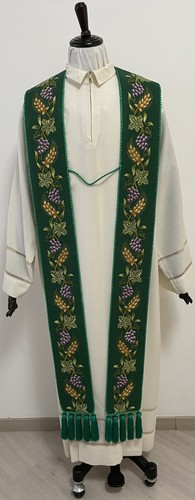Stola verde con - , ricamo