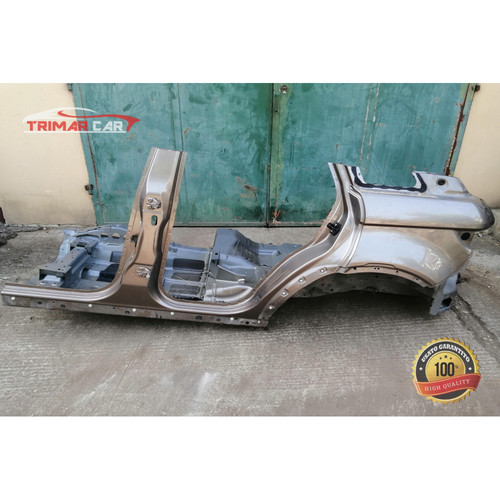 Left side land rover range - land,