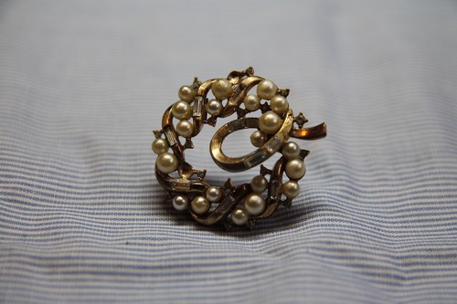 Spilla trifari vintage - trifari,