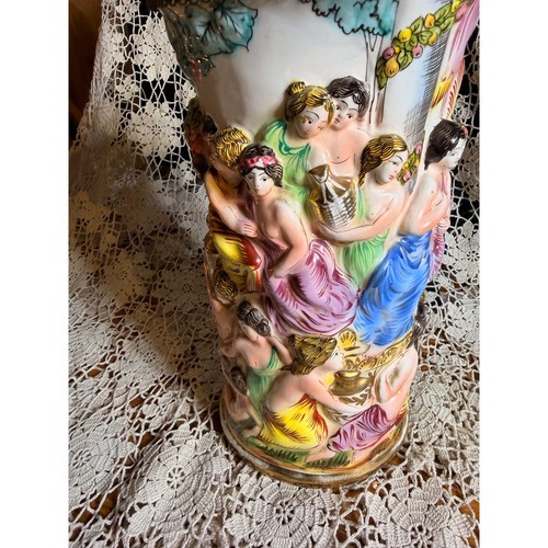 Lampada ceramica figurativa