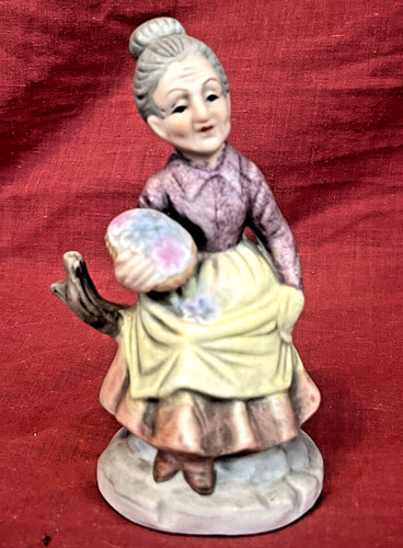 Statuina vintage stile