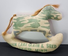 Peluche cavallo a dondolo
