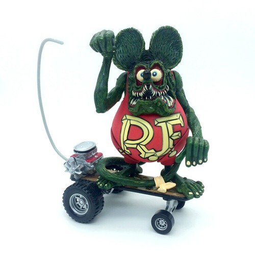 Rara action figure - , skateboard