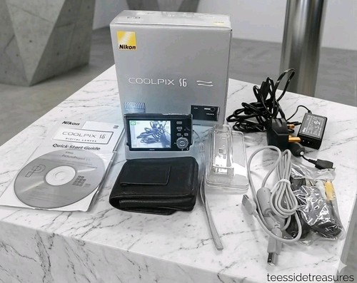 Nikon coolpix wifi - s6,