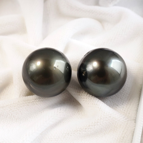 Grande coppia perle - di,