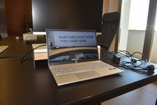 HP Pavilion 15 Ryzen 5 5000 8GB 512 SSD 15.6 FHD Win11