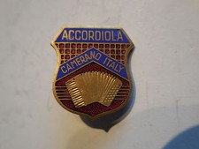 Accordiola accordion badge