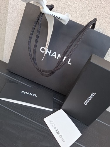 Authentic chanel black box - authentic,