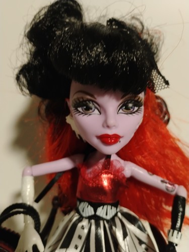 Mattel monster high 2011 - monster,