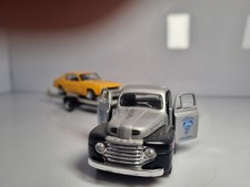 Model 1/43 Hongweel FORD F-100 1982 pick-up , Carrello E Ford Capri X Diorama