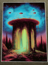 Poster Monolite Alieno con UFO