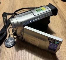 Panasonic NV-DS77 videocamera