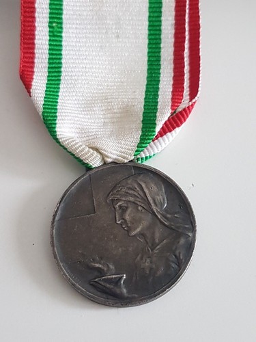 Medaglia croce rossa - croce,
