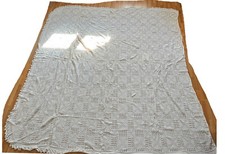 Splendido copriletto a uncinetto. Fatto tutto a mano. Vintage