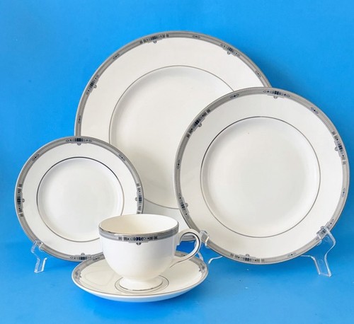 Wedgwood amherst piece set - amherst,
