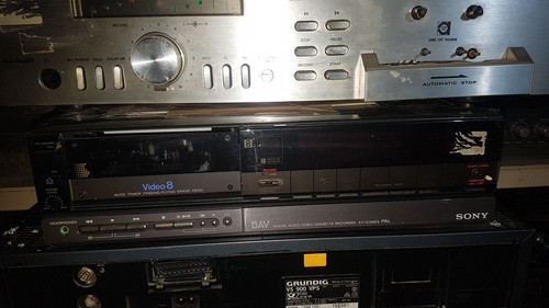 Sony 700 es - 700,