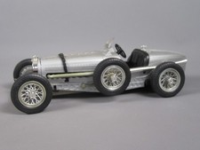 E83 Burago Réf 3005 Italie