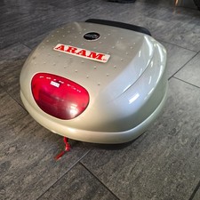 Bauletto Valigia GIVI POINT 33 litri compresa di piastra universale e schienale