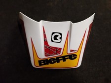 Mentoniere e visiere per caschi anni 80/90. NUOVE.