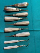 attrezzatura chirurgica  per