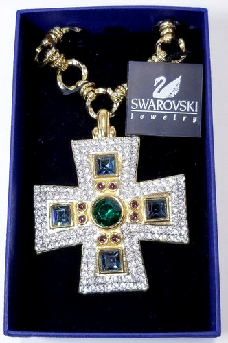 Collana con ciondolo croce