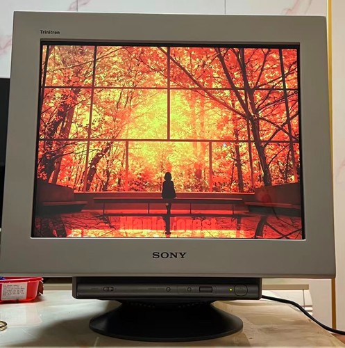 Sony gdm f520 crt monitor - sony,
