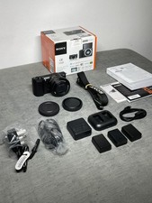 Sony A5100 + Sony 16-50mm -