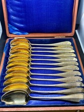 ⚜️ Squisito Set di 12