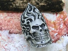 Anello teschio in fiamme